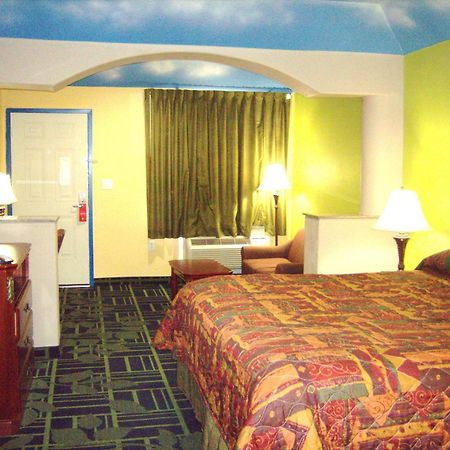 Regency Inn Porter Экстерьер фото