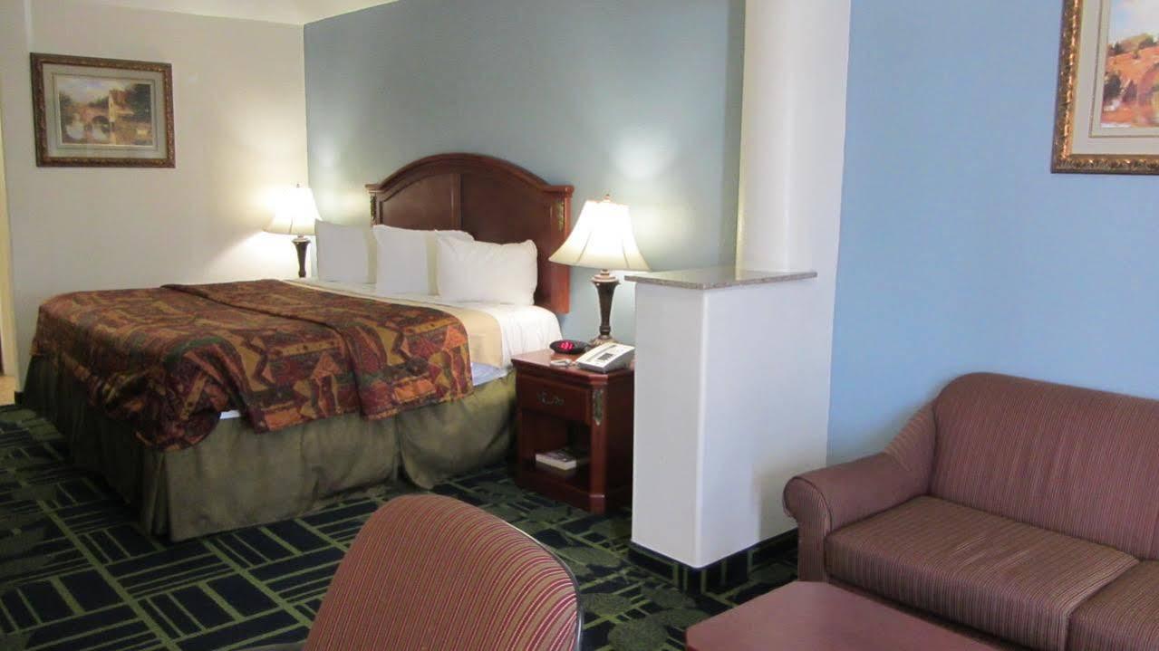 Regency Inn Porter Экстерьер фото